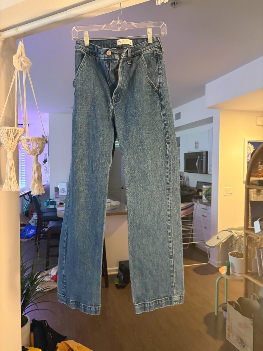 A&F - 90s Relaxed Jean High Rise - Picture 3 of 11
